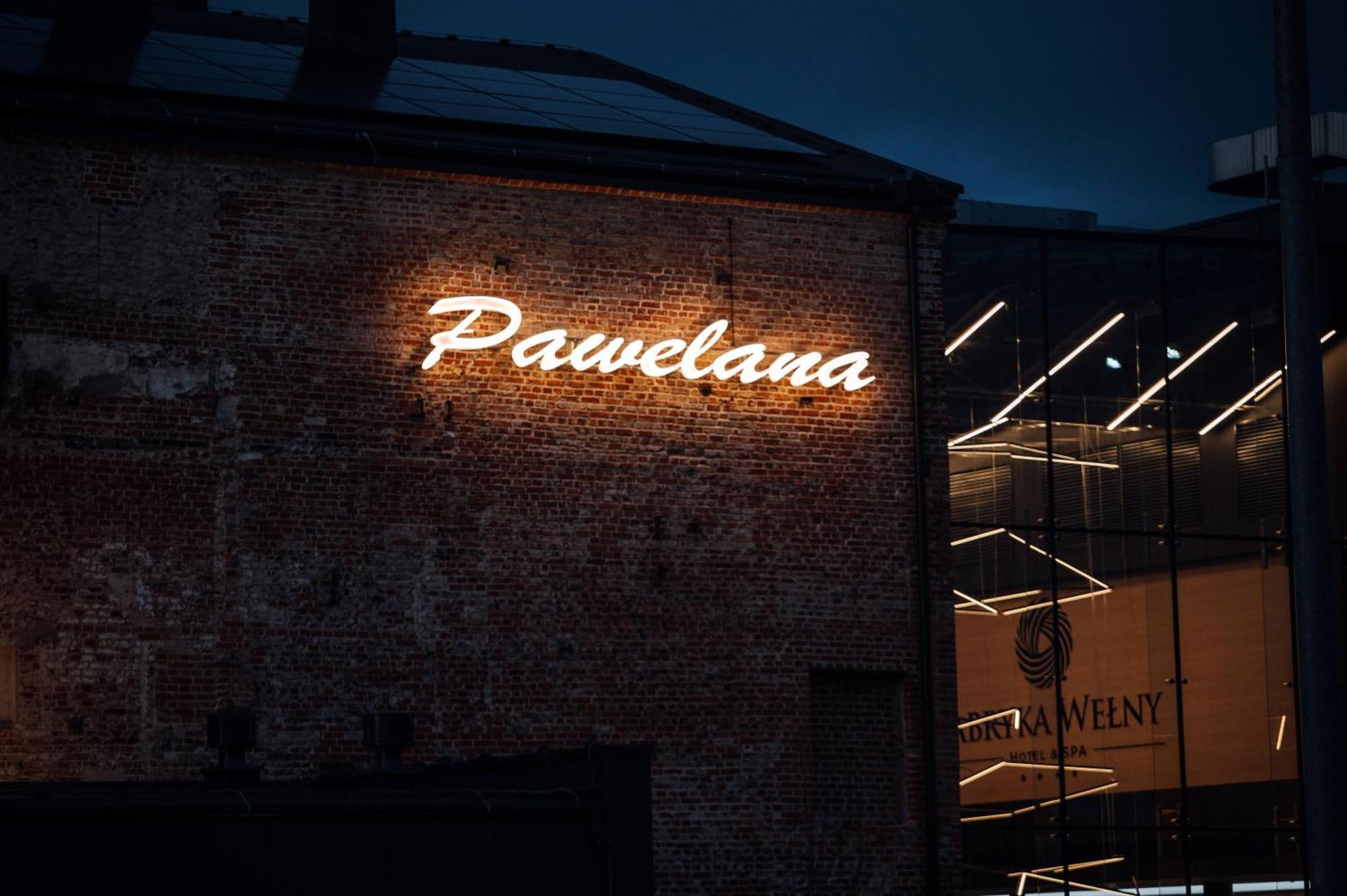 Fabryka Welny Hotel & Spa Пабянице Екстериор снимка