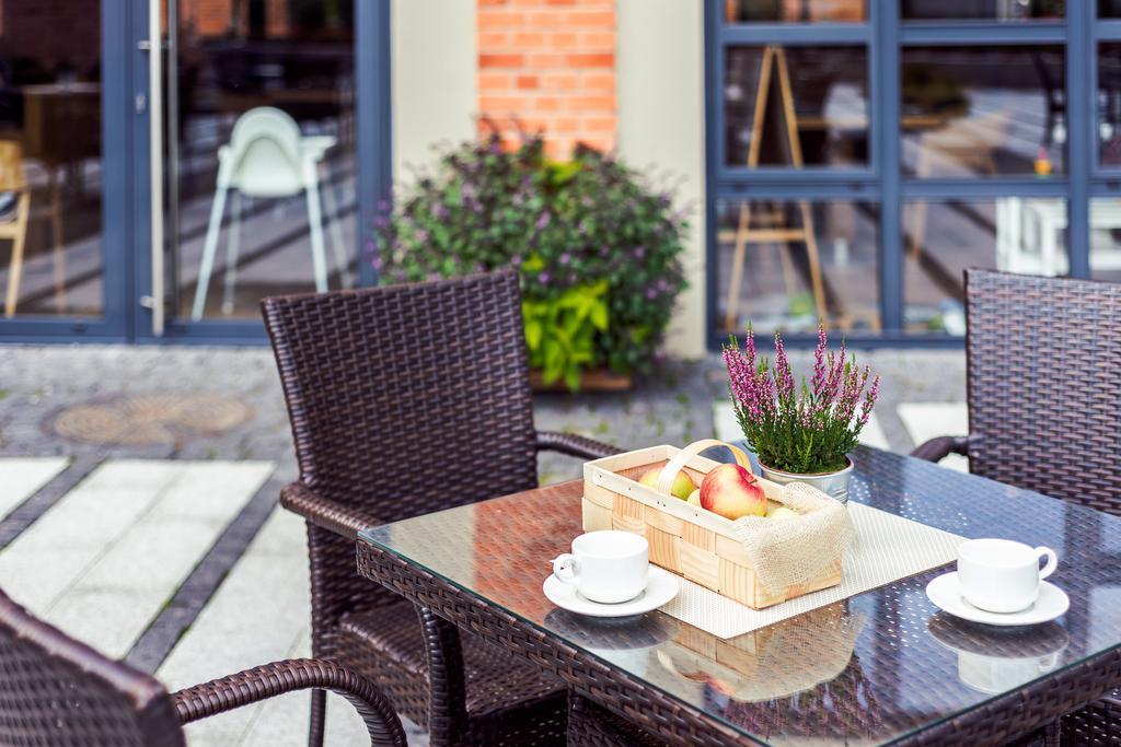 Fabryka Welny Hotel & Spa Пабянице Екстериор снимка